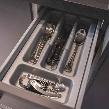 Wownavigli Apartment-sofa Bed Metro M4 Tram 2 Apartman *