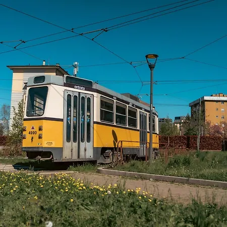 Wownavigli Apartment-sofa Bed Metro M4 Tram 2 Apartman *